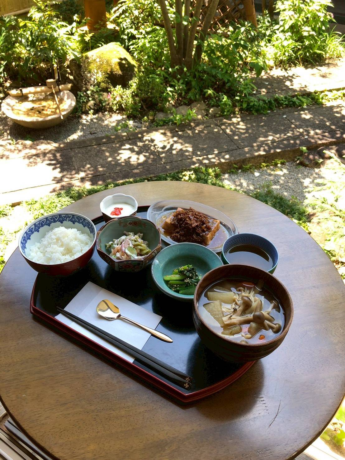 野菜たっぷりおばんざいランチ
